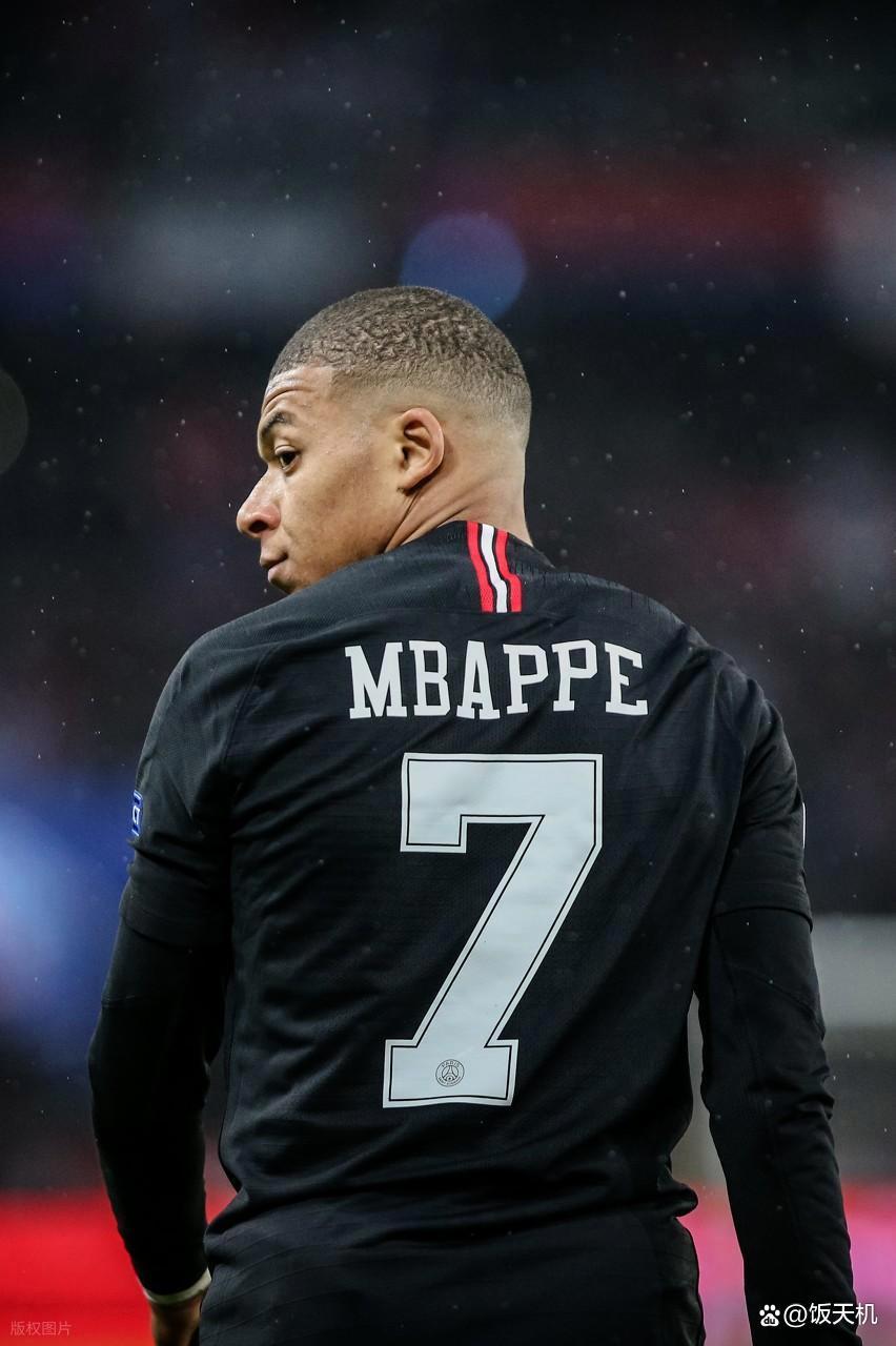 开云体育姆巴佩重返赛场，刷新纪录首场状态出色，IG观众沸腾！的简单介绍